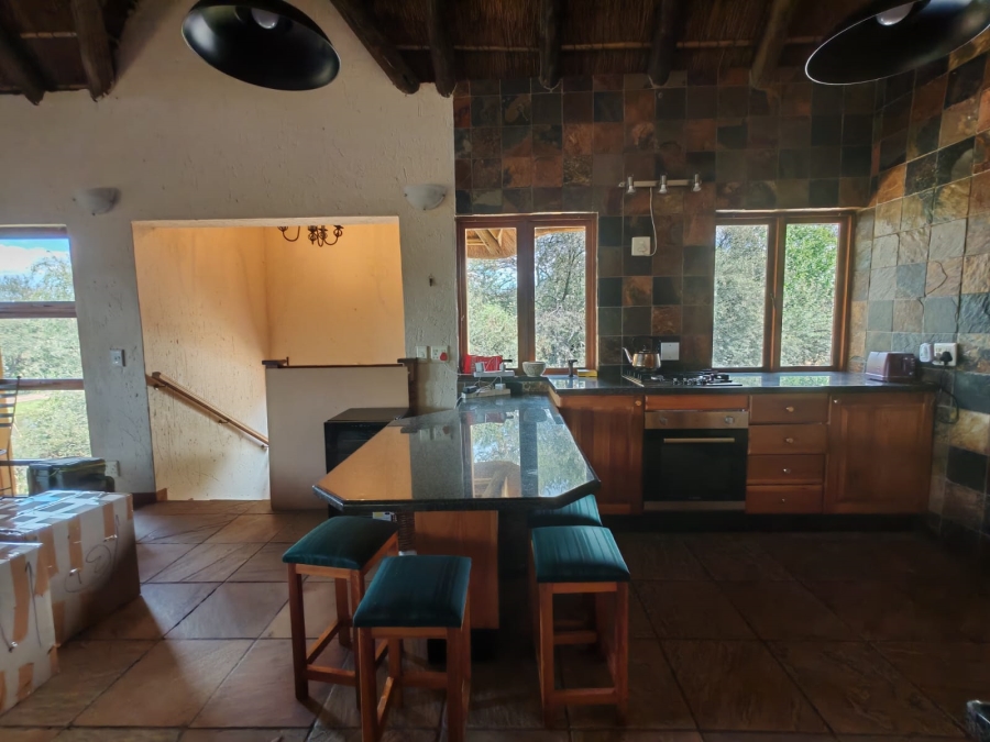4 Bedroom Property for Sale in Boschenvaal River Front Lodges Free State